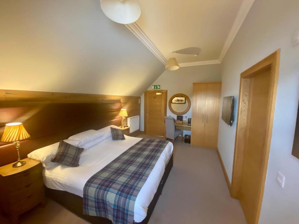 Ravelston House Hotel มัสเซิลบะระ ภายนอก รูปภาพ